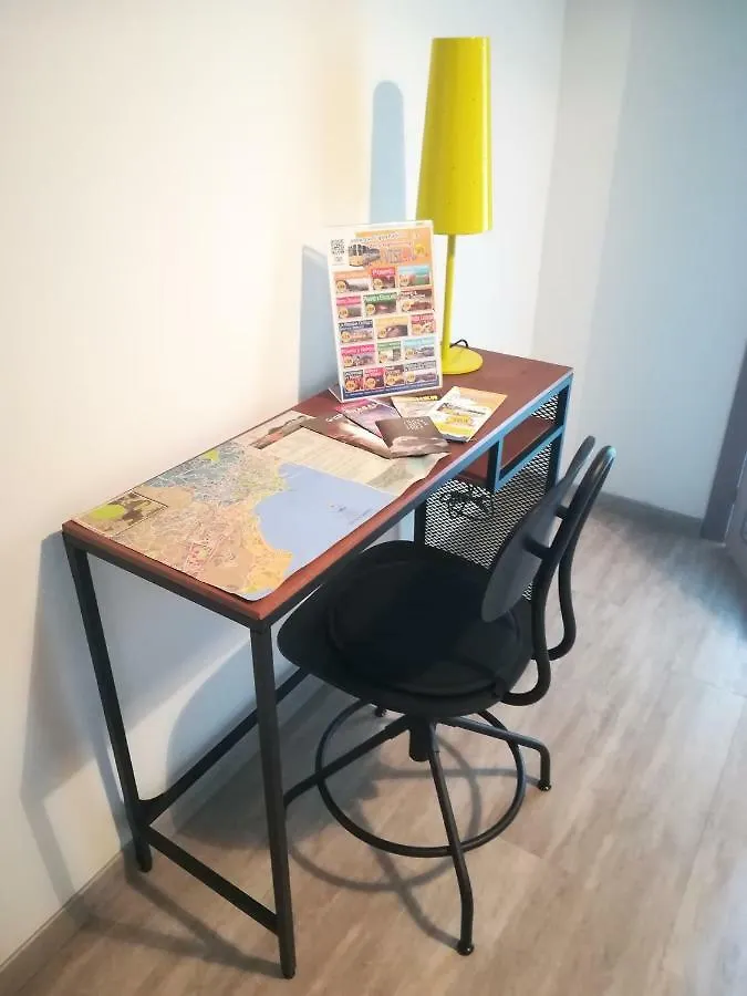 Appresto - Appartamento Luminoso E Rinnovato Naples